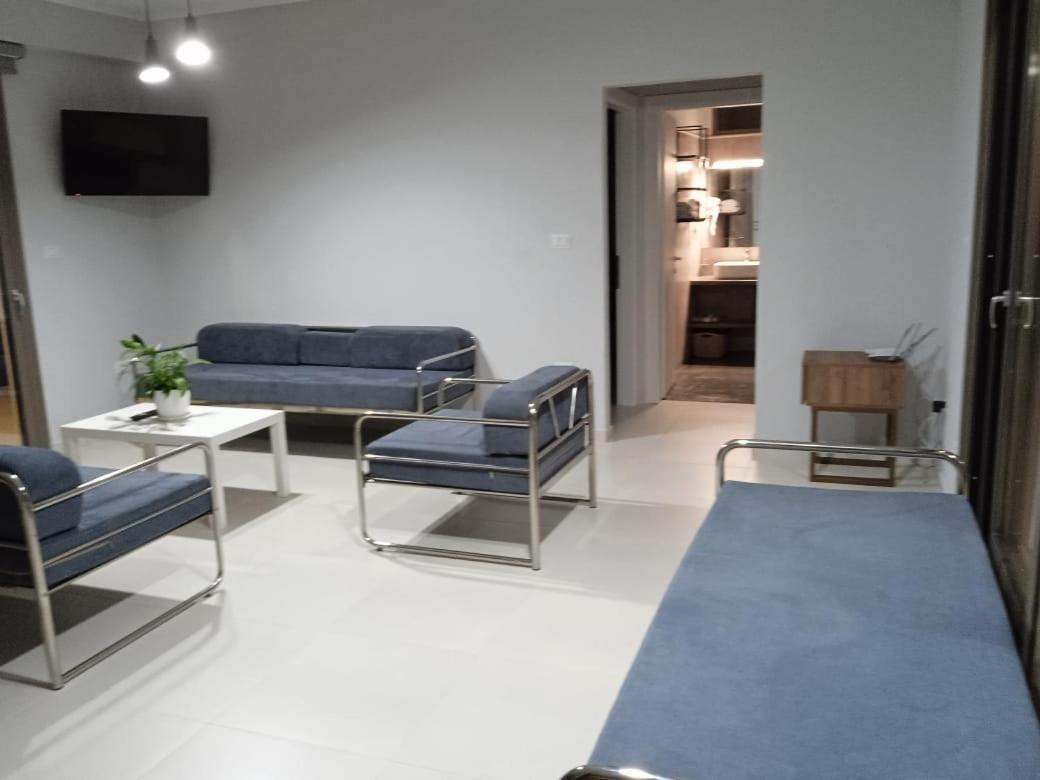 υπόσκαφα Cave Concept Apartment *