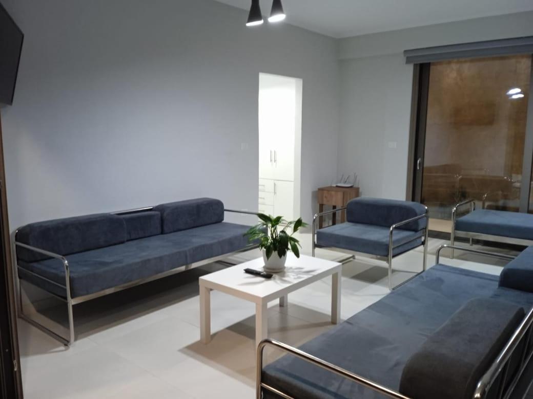 υπόσκαφα Cave Concept Apartment